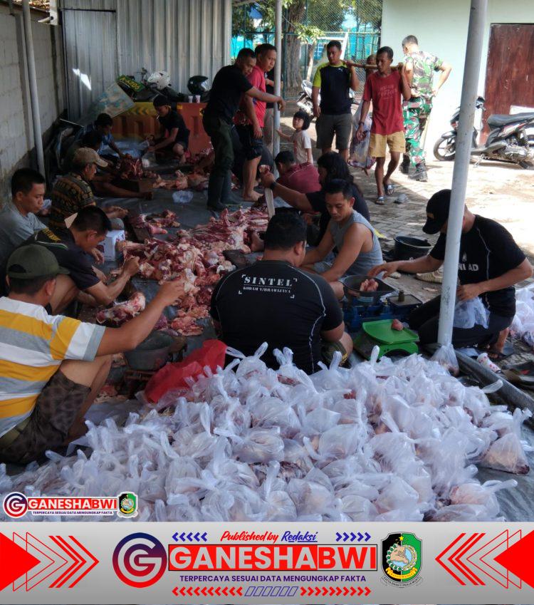 Idul Adha 1446 H, Kodim 0825 Banyuwangi Sembelih 6 Hewan Kurban dan Bagikan ke Warga Sekitar Idul Adha 1446 H, Kodim 0825 Banyuwangi Sembelih 6 Hewan Kurban dan Bagikan ke Warga Sekitar