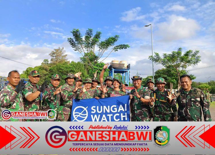 Kodim 0825/Banyuwangi Ajak Masyarakat Bersihkan Muara Sungai Pantai Boom