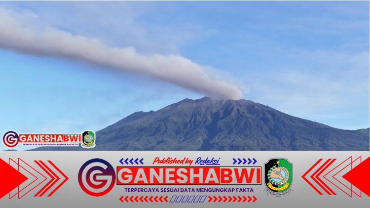 Gunung Raung Erupsi, Bupati Ipuk Minta Warga Banyuwangi Tetap Tenang dan Waspada