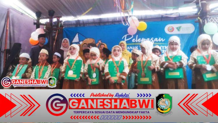 Wisuda TAPAS Rogojampi: Luluskan Santri Hafal Juz Amma dan Berakhlak Mulia Sejak Usia Dini