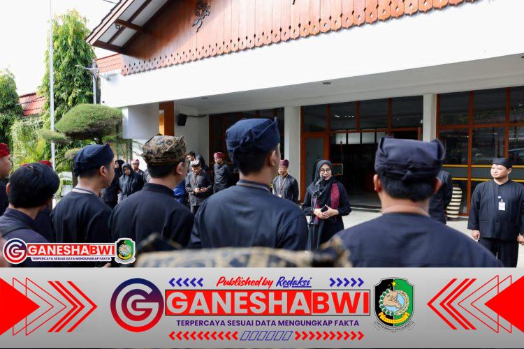 Bupati Ipuk Luncurkan Gerakan Banyuwangi Melayani: Wujudkan Pelayanan Publik Humanis dan Efisien