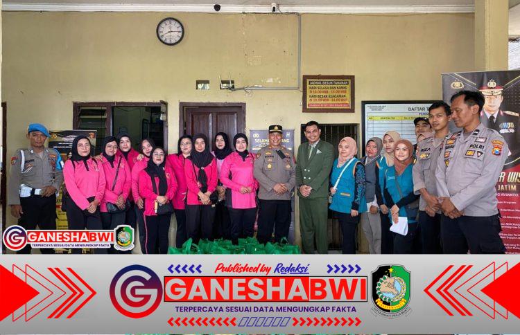 Polsek Kabat dan Bhayangkari Salurkan 40 Paket Sembako di Labanasem Sambut Hari Bhayangkara ke-79 Polsek Kabat dan Bhayangkari Salurkan 40 Paket Sembako di Labanasem Sambut Hari Bhayangkara ke-79