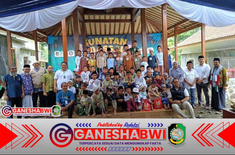 Khitanan Massal Gratis di Banyuwangi, 61 Anak Terima Layanan Sunat Laser dan Bingkisan Khitanan Massal Gratis di Banyuwangi, 61 Anak Terima Layanan Sunat Laser dan Bingkisan