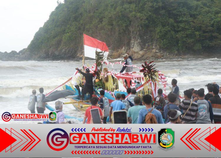 Petik Laut Lampon, Tradisi Syukur Nelayan Banyuwangi yang Bertahan Hampir Seabad