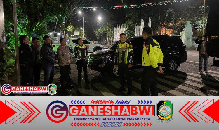 Polresta Banyuwangi Gelar Patroli Skala Besar Antisipasi Gangguan Kamtibmas Polresta Banyuwangi Gelar Patroli Skala Besar Antisipasi Gangguan Kamtibmas
