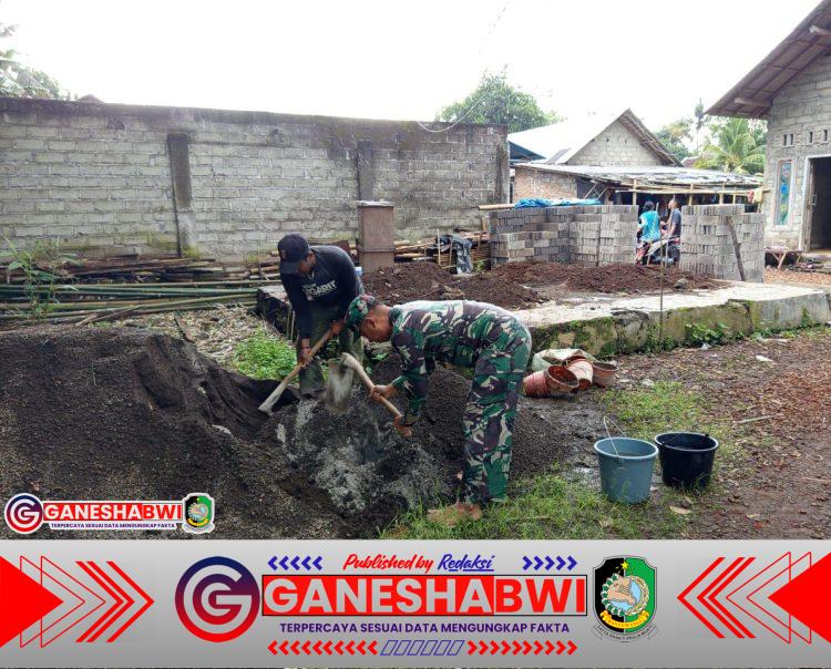 Koramil 0825/08 Srono Bersama Warga Sukomaju Laksanakan Karya Bakti Perbaiki Rumah Terdampak Bencana Koramil 0825/08 Srono Bersama Warga Sukomaju Laksanakan Karya Bakti Perbaiki Rumah Terdampak Bencana