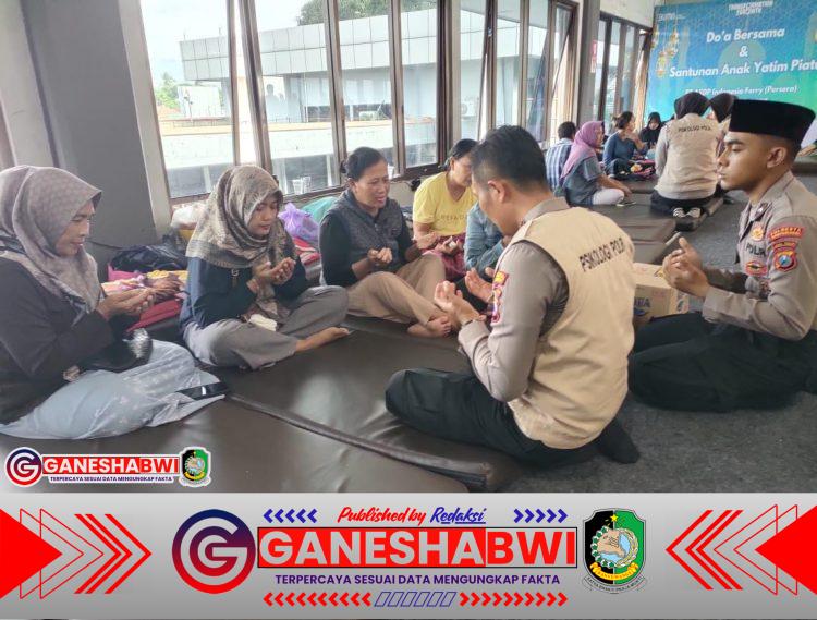 Peduli Psikologis, Polresta Banyuwangi Dampingi Keluarga Korban Kapal Tenggelam