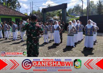 Koramil 0825-16/Glenmore Terima Kunjungan 70 Siswa SMA PGRI 10 Glenmore, Perkuat Wawasan Kebangsaan Remaja