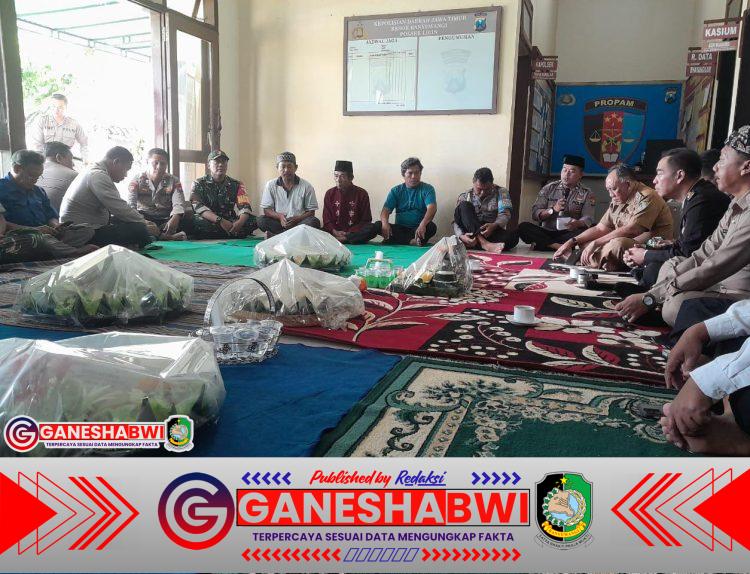 Posramil 22 Licin dan Forkopimcam Kompak Rayakan HUT Bhayangkara ke-79 di Polsek Licin Posramil 22 Licin dan Forkopimcam Kompak Rayakan HUT Bhayangkara ke-79 di Polsek Licin