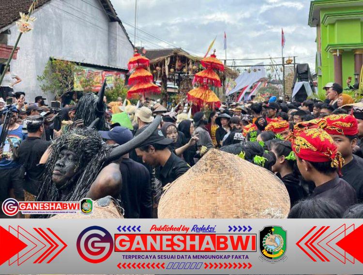 Ritual Kebo-Keboan Alasmalang, Warisan Leluhur yang Jadi Napas Budaya dan Ekonomi Banyuwangi Ritual Kebo-Keboan Alasmalang, Warisan Leluhur yang Jadi Napas Budaya dan Ekonomi Banyuwangi