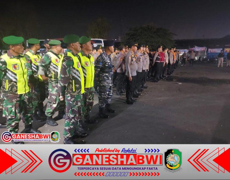 Polresta Banyuwangi Siagakan Ratusan Personel Amankan Pengesahan Warga PSHT di Jajag