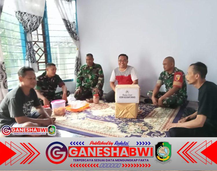 Danramil 0825/07 Cluring Salurkan Santunan untuk Keluarga Korban KMP Tunu Pratama Jaya di Desa Tampo Danramil 0825/07 Cluring Salurkan Santunan untuk Keluarga Korban KMP Tunu Pratama Jaya di Desa Tampo