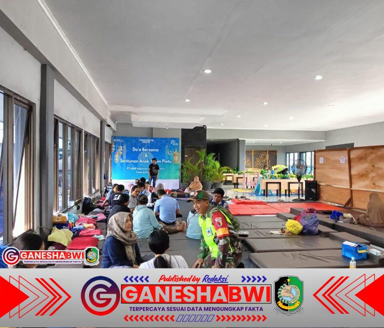 Babinsa Dampingi Keluarga Korban KMP Tunu Pratama Jaya, Beri Dukungan Moral dan Kepastian Informasi Babinsa Dampingi Keluarga Korban KMP Tunu Pratama Jaya, Beri Dukungan Moral dan Kepastian Informasi