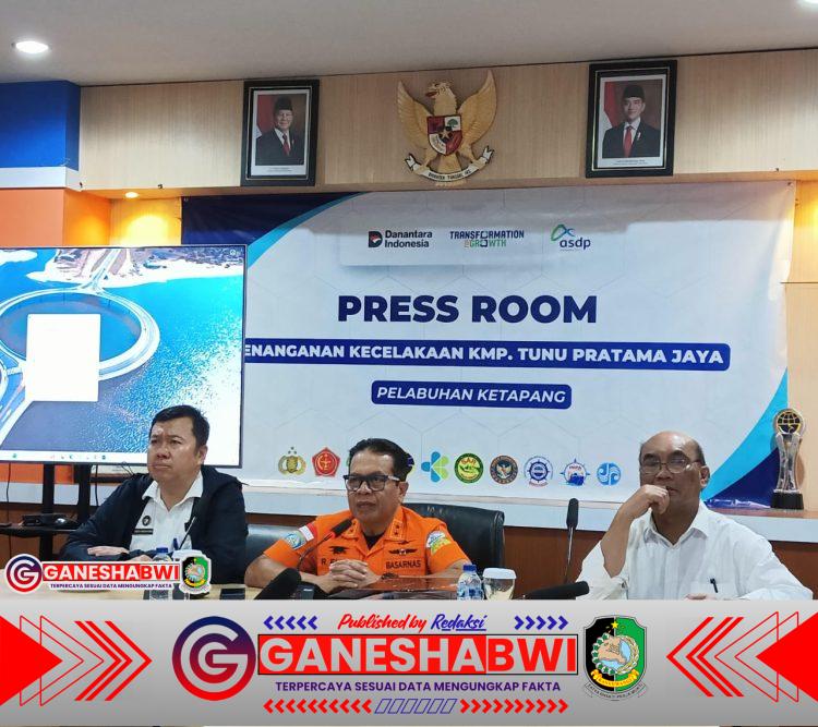 Dandim 0825/Banyuwangi Hadiri Rapat Evaluasi Penanganan Tragedi KMP Tunu Pratama Jaya Dandim 0825/Banyuwangi Hadiri Rapat Evaluasi Penanganan Tragedi KMP Tunu Pratama Jaya