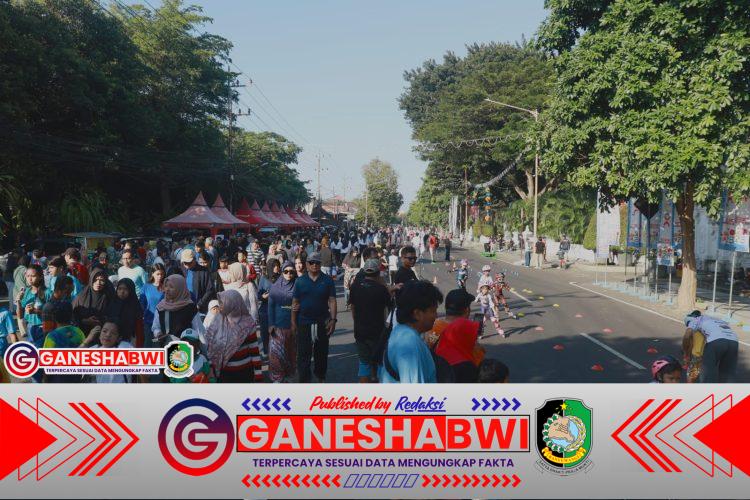 CFD Kembali Ramaikan Jalan A. Yani, Warga Banyuwangi Antusias Olahraga dan Urus Administrasi Sekaligus