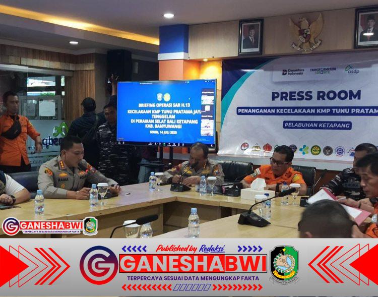 Danramil Kalipuro Hadiri Rapat Koordinasi Operasi SAR KMP Tunu Pratama Jaya