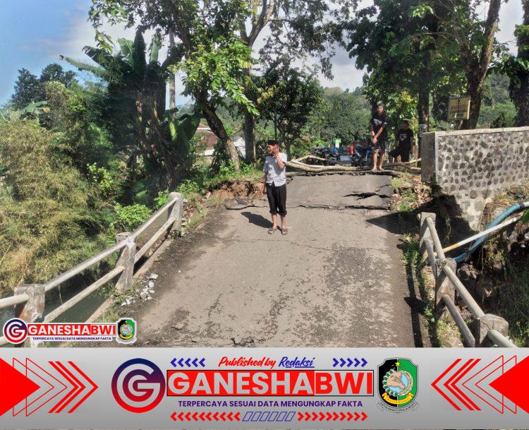 Jembatan Longsor di Sungai Lembu Putuskan Akses Tiga Desa, Jalur Alternatif Mulai Dibangun