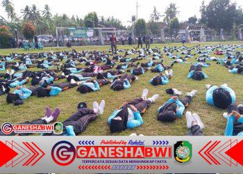 Jelang PKL, 630 Siswa SMK Darul Ulum Muncar Dapat Pembekalan Bela Negara dan Kedisiplinan dari Koramil