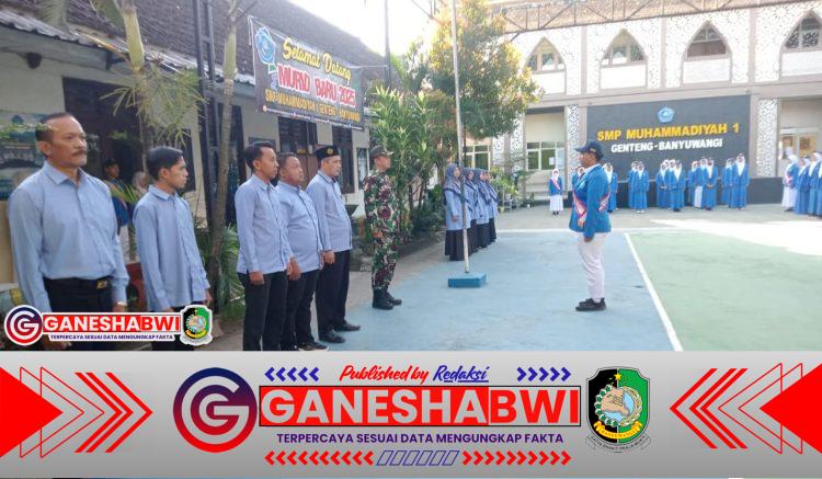 TNI Genteng Jadi Pembina Upacara di SMP Muhammadiyah, Tekankan Disiplin dan Produktivitas Siswa TNI Genteng Jadi Pembina Upacara di SMP Muhammadiyah, Tekankan Disiplin dan Produktivitas Siswa