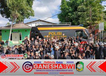 Polresta Banyuwangi Gunakan Wayang Golek Edukasi Siswa TK tentang Anti-Bullying