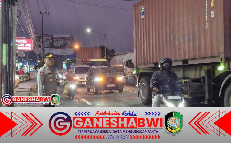 Cegah Kemacetan, Polresta Banyuwangi Tambah Personel Hingga Perbatasan Baluran