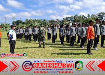 Sinergi TNI-Polri Latih 45 Calon Paskibra Kecamatan Kalibaru Jelang HUT RI ke-80