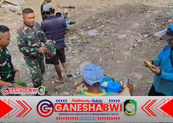 Hangatnya Kebersamaan Satgas TMMD 125 dengan Warga Desa di Waktu Istirahat