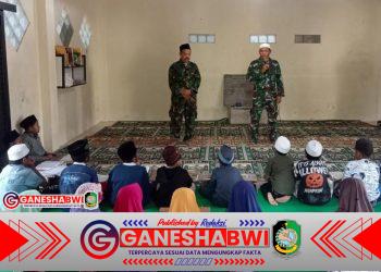 Anak-Anak Desa Kesilir Belajar Ngaji Bersama Prajurit TMMD 125 Banyuwangi