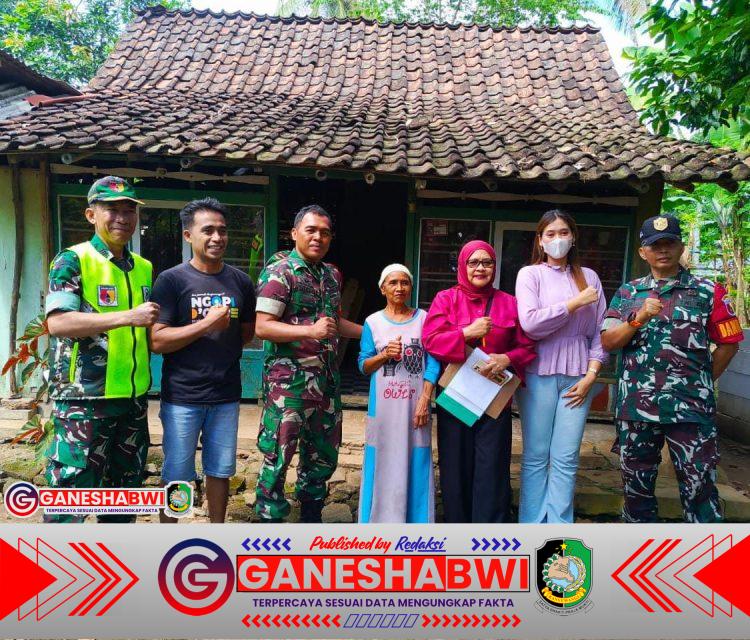 Babinsa Kalipuro Dampingi Kesbangpol Tinjau Program Rutilahu 2025