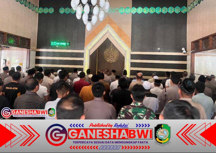Polresta Banyuwangi Gelar Sholat Ghaib untuk Doakan Pengemudi Ojek Online