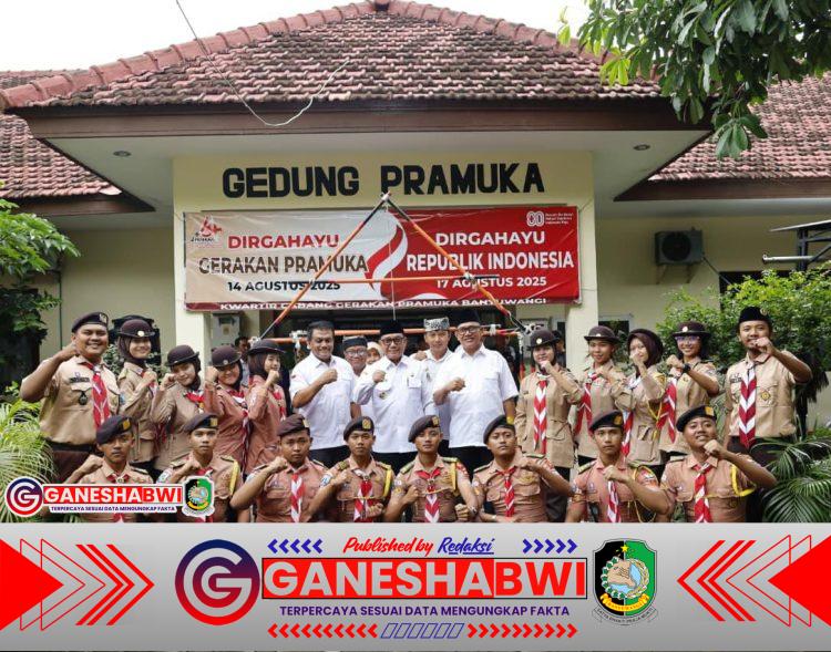 Wabup Mujiono Lepas Kontingen Pramuka Banyuwangi ke Giat Prestasi Jawa Timur Wabup Mujiono Lepas Kontingen Pramuka Banyuwangi ke Giat Prestasi Jawa Timur