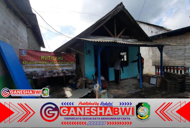 Babinsa Posramil Tegalsari Bantu Warga Bedah Rumah Tak Layak Huni Babinsa Posramil Tegalsari Bantu Warga Bedah Rumah Tak Layak Huni