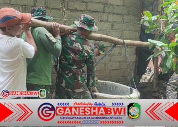 Koramil 0825-19/Sempu dan Banser Bersinergi Bedah Rumah Warga di Desa Temuasri