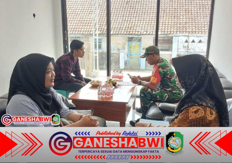 Babinsa Koramil 0825-21 Kalipuro Dampingi Rekrutmen Karyawan, Dukung Peningkatan Ekonomi Warga Babinsa Koramil 0825-21 Kalipuro Dampingi Rekrutmen Karyawan, Dukung Peningkatan Ekonomi Warga