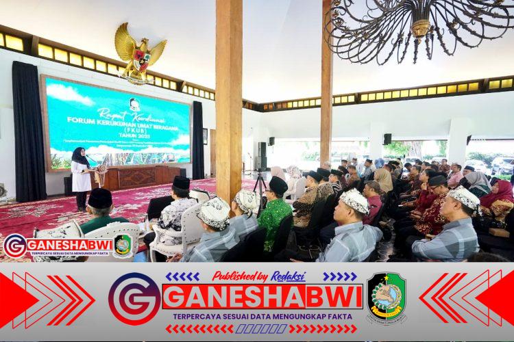 Bupati Ipuk Ajak Tokoh Agama Perkuat Keluarga dan Jaga Kerukunan Bupati Ipuk Ajak Tokoh Agama Perkuat Keluarga dan Jaga Kerukunan