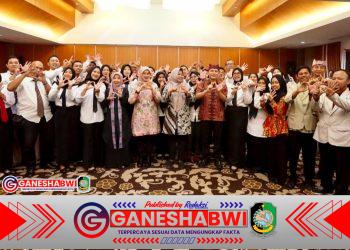 BKD Banyuwangi Dorong ASN Kuasai Bahasa Isyarat, Langkah Nyata Menuju Layanan Publik Tanpa Batas BKD Banyuwangi Gelar Diklat Bahasa Isyarat BISINDO: Wujud Nyata Pelayanan Publik Inklusif