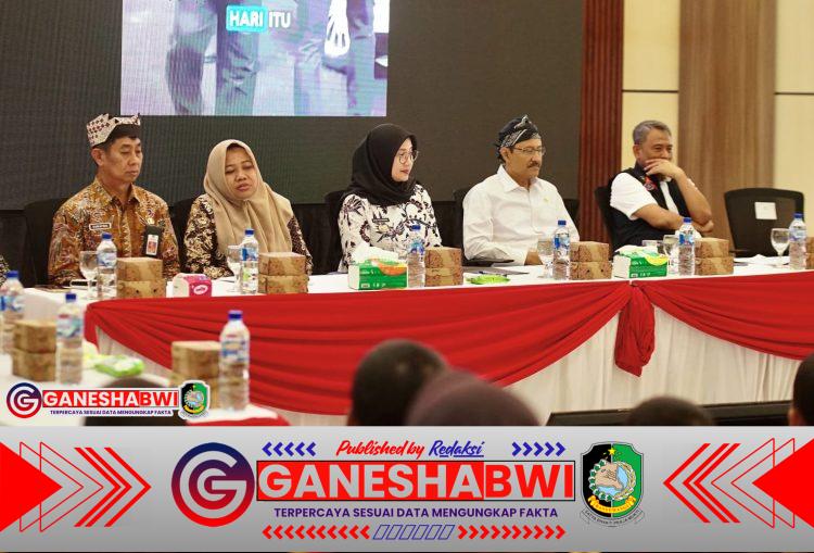 Banyuwangi Jadi Lokasi Uji Coba Digitalisasi Bansos, Menteri dan 20 Lembaga Negara Tinjau Progres