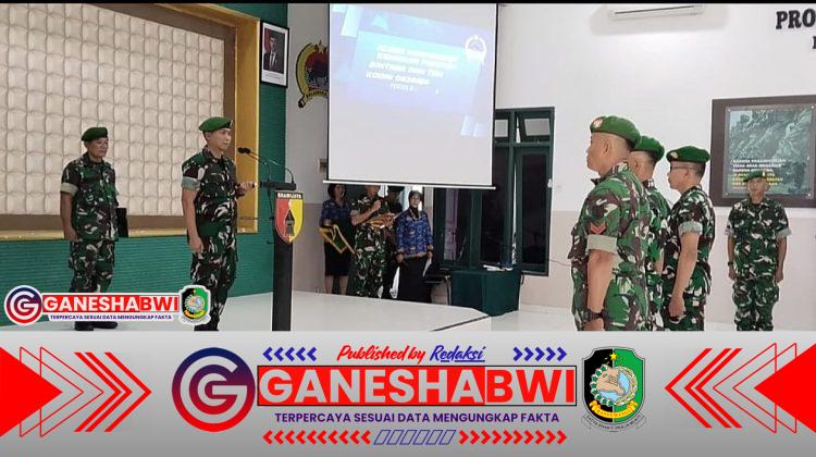 Dandim 0825/Banyuwangi Pimpin Upacara Kenaikan Pangkat Prajurit Dandim 0825/Banyuwangi Pimpin Upacara Kenaikan Pangkat Prajurit