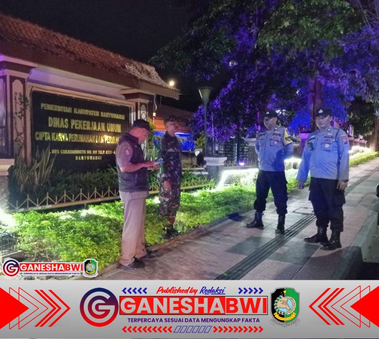TNI-Polri Glagah Gelar Patroli Gabungan, Wujud Sinergi Jaga Keamanan dan Ketertiban Masyarakat TNI-Polri Glagah Gelar Patroli Gabungan, Wujud Sinergi Jaga Keamanan dan Ketertiban Masyarakat