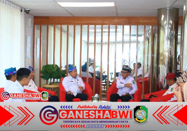 Deputi Kemenko Kumham Imipas Gelar Audiensi di Banyuwangi, Tekankan Pentingnya Koordinasi dan Sinergi Layanan Keimigrasian dan Pemasyarakatan Deputi Kemenko Kumham Imipas Gelar Audiensi di Banyuwangi, Tekankan Pentingnya Koordinasi dan Sinergi Layanan Keimigrasian dan Pemasyarakatan