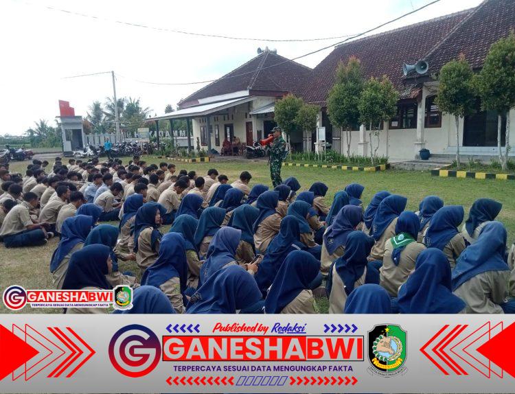 Babinsa Koramil 0825/06 Gambiran Tanamkan Disiplin dan Wawasan Kebangsaan di SMK Muhammadiyah 9 Babinsa Koramil 0825/06 Gambiran Tanamkan Disiplin dan Wawasan Kebangsaan di SMK Muhammadiyah 9