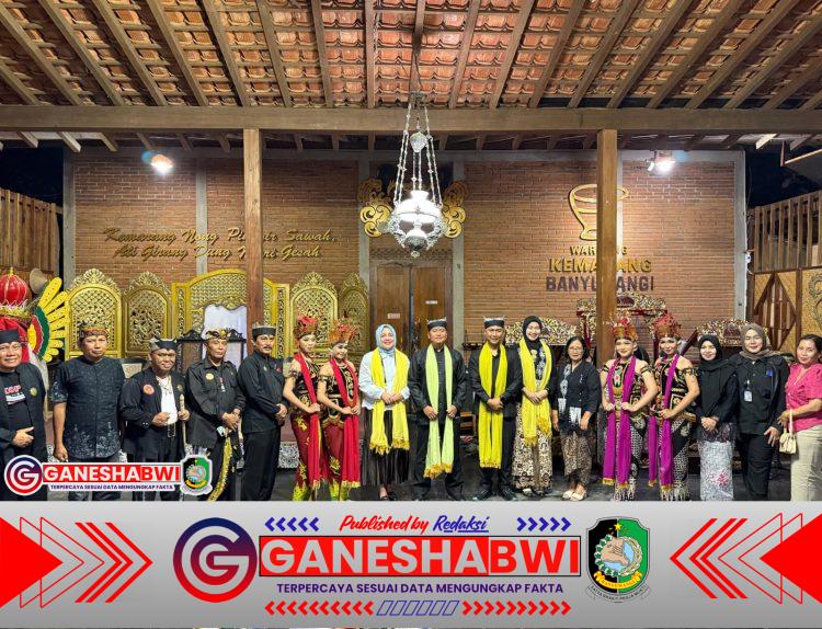 Danrem 083/Baladhika Jaya Dianugerahi Gelar Kehormatan oleh KOPAT Banyuwangi