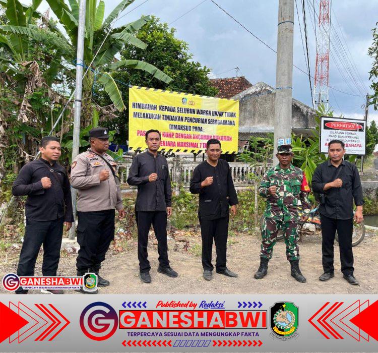 Babinsa Tambong dan Kades Pasang Spanduk Imbauan Cegah Pencurian dan Tertib Berlalu Lintas Babinsa Tambong dan Kades Pasang Spanduk Imbauan Cegah Pencurian dan Tertib Berlalu Lintas