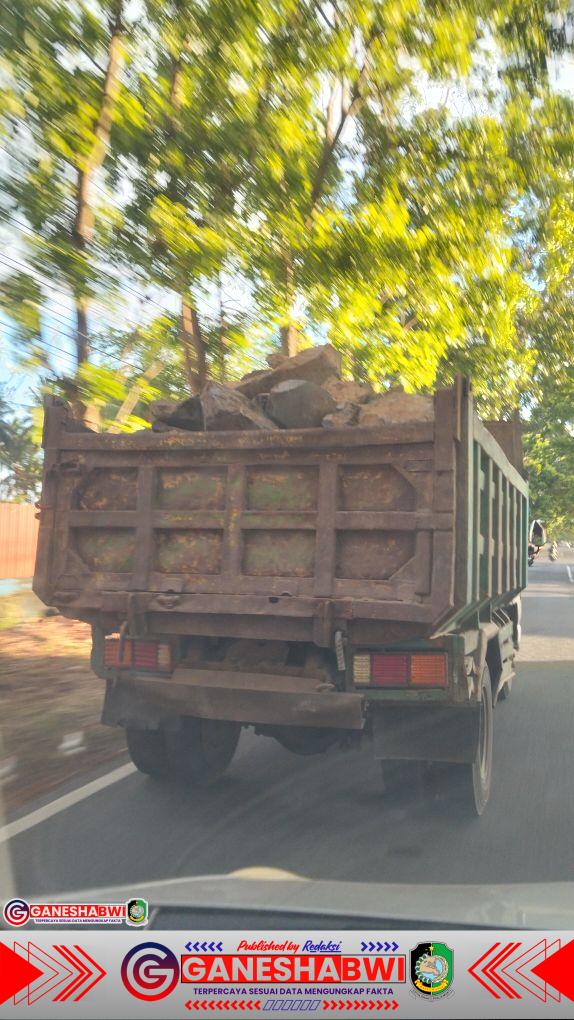 Truk Tambang di Banyuwangi Diduga Langgar Aturan, Muatan Berlebih dan Berpotensi Bahaya: Komunitas Sadar Hukum Angkat Suara