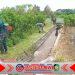 Koramil 0825/07 Cluring Bersinergi dengan Petani Tulodo Bersihkan Saluran Irigasi Koramil 0825/07 Cluring Bersinergi dengan Petani Tulodo Bersihkan Saluran Irigasi