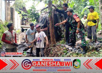 Babinsa Tegal Harjo Dampingi Warga Kawal Pembangunan Pondasi Proyek Hilirisasi Desa