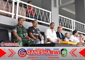 Kasdim 0825 Hadiri Laga Persewangi, TNI Tegaskan Dukungan untuk Kebangkitan Sepak Bola Banyuwangi