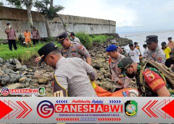 Jenazah Pria Tanpa Identitas Ditemukan Terapung di Perairan Kedung Derus Banyuwangi Jenazah Pria Tanpa Identitas Ditemukan Terapung di Perairan Kedung Derus Banyuwangi