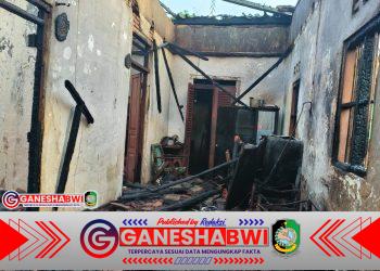 Kebakaran Rumah di Pakistaji Kabat Banyuwangi, Damkarmat Bergerak Cepat Padamkan Api dalam 35 Menit