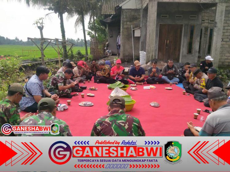 Danramil Songgon Letakkan Batu Pertama KDKMP Desa Sragi, Sinergi TNI–Polri Dorong Ekonomi Kerakyatan